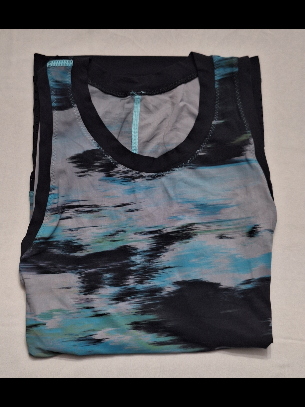 lululemon athletica Vent It Women's Racerback Abstract Tank Yoga Active